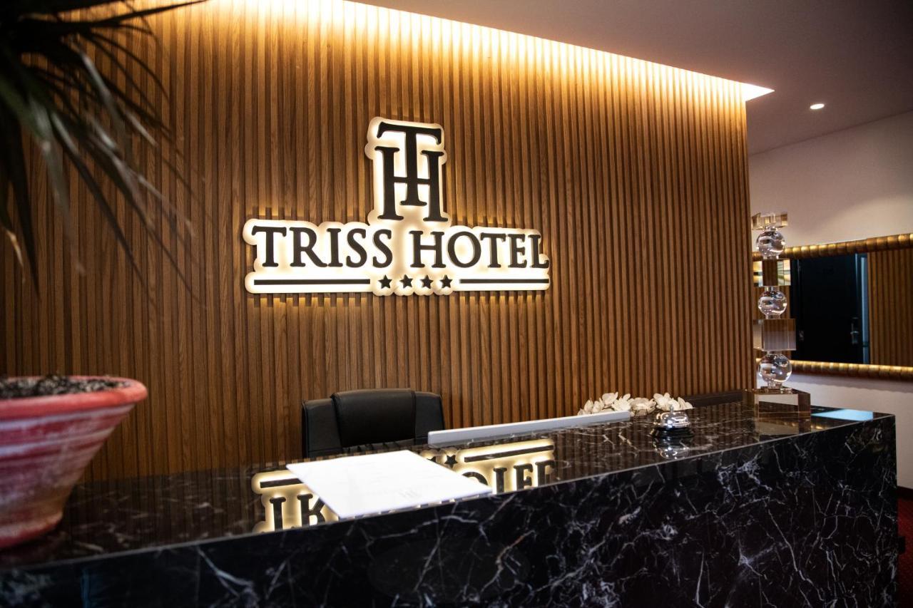 Triss Hotel 티라나 외부 사진