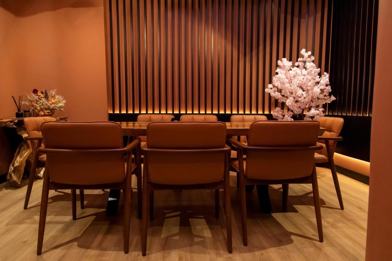 Triss Hotel 티라나 외부 사진